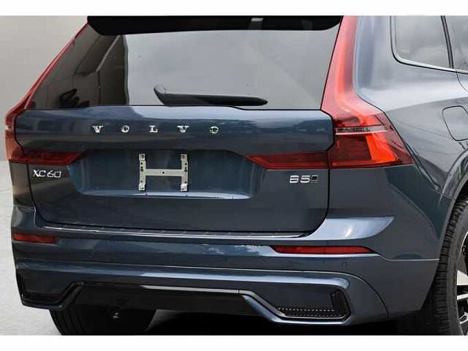 Volvo XC60 XC60 Core, B5 AWD Gas (mild hybrid), Gasoline, Dark