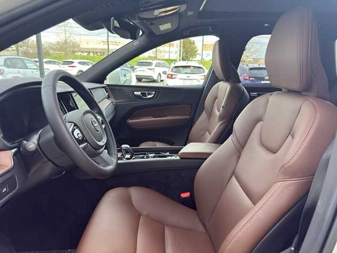 Volvo XC60 XC60 Plus, B5 AWD, Mild Hybrid, Bright