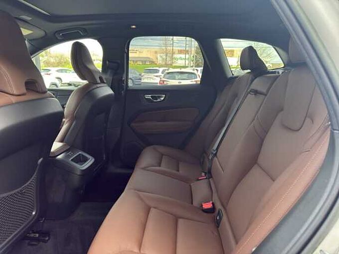 Volvo XC60 XC60 Plus, B5 AWD, Mild Hybrid, Bright