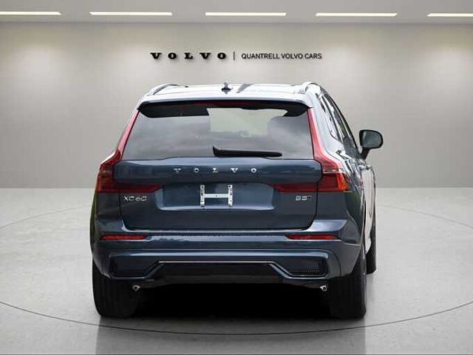 Volvo XC60 XC60 Core, B5 AWD Gas (mild hybrid), Gasoline, Dark