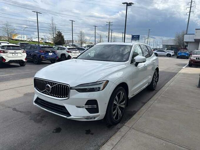 Volvo XC60 XC60 Plus, B5 AWD, Mild Hybrid, Bright