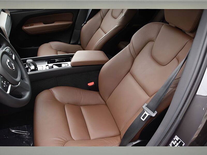 Volvo  XC60 Momentum, B5 AWD
