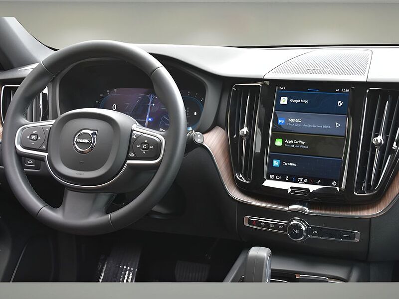 Volvo  XC60 Momentum, B5 AWD