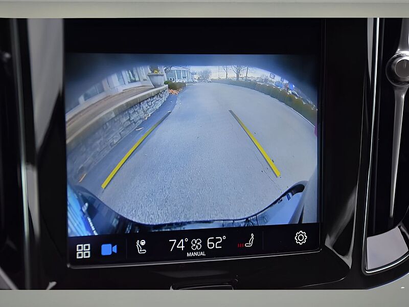 Volvo S60 Plus, B5 FWD Gas (mild hybrid), Gasoline, Dark