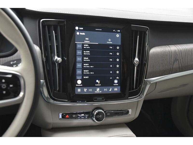 Volvo S90 Ultra, B6 AWD Gas (mild hybrid), Gasoline, Bright