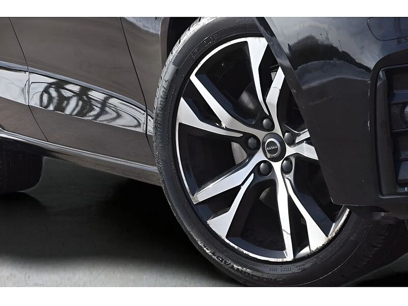 Volvo S60 Core, B5 FWD, Mild Hybrid, Dark