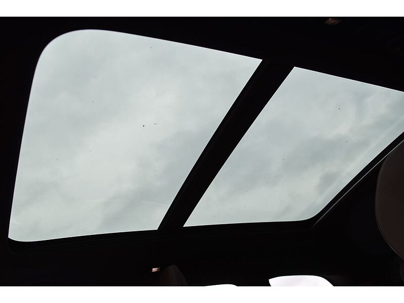 Volvo  XC60 Momentum, B5 AWD