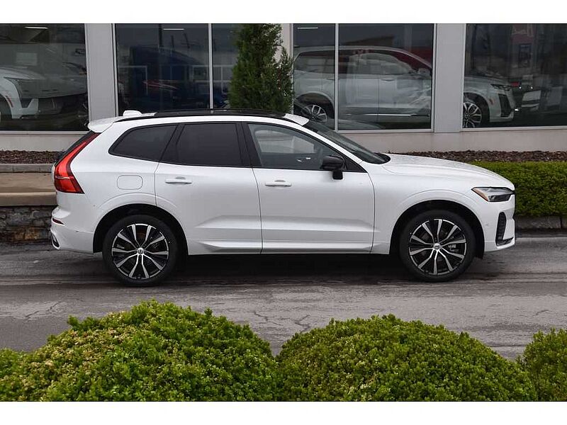 Volvo  XC60 Plus, B5 AWD Gas (mild hybrid), Gasoline, Dark
