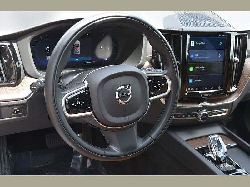 Volvo  XC60 Inscription, B5 AWD
