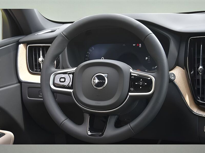 Volvo XC60 Core, B5 AWD Gas (mild hybrid), Gasoline, Dark