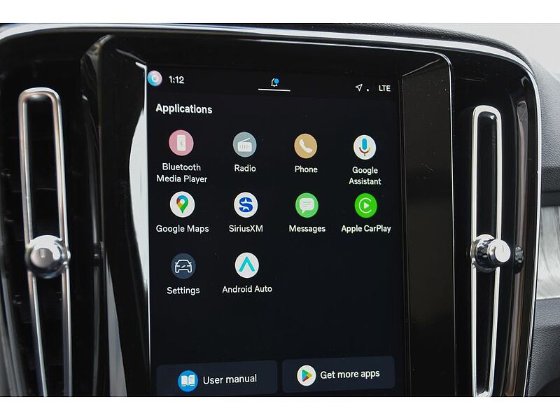 Volvo  XC40 Plus, B5 AWD, Mild Hybrid, Bright