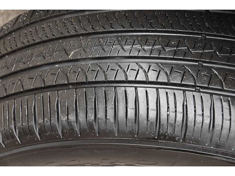 Volvo XC60 Core, B5 AWD Gas (mild hybrid), Gasoline, Dark