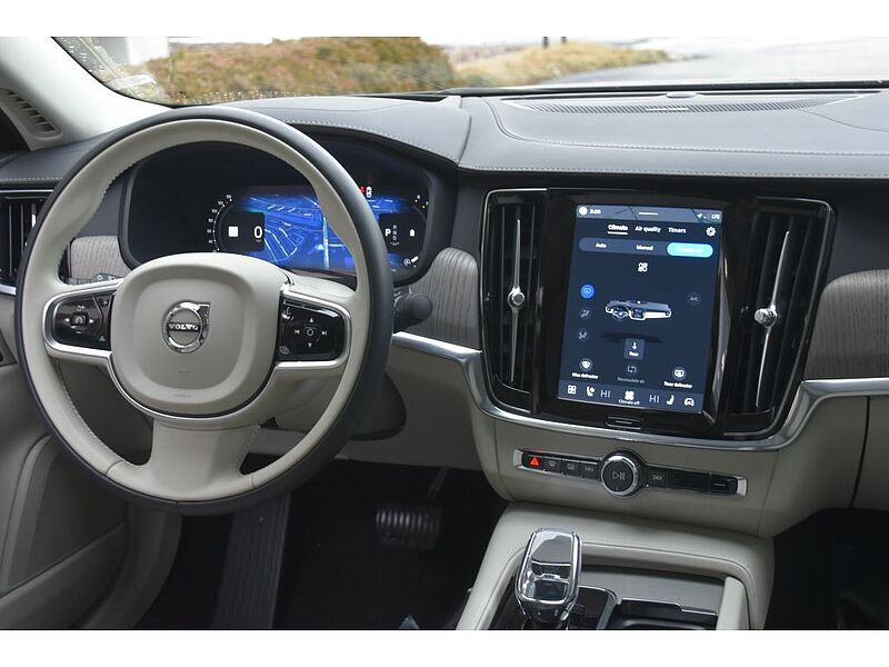 Volvo S90 Ultra, B6 AWD Gas (mild hybrid), Gasoline, Bright