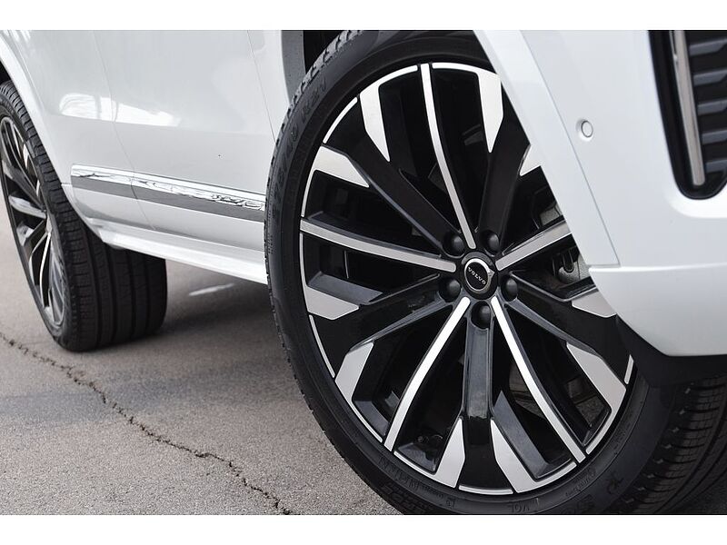 Volvo XC90 Ultra, B6 AWD Gas (mild hybrid), Gasoline, Bright, 7 Seats