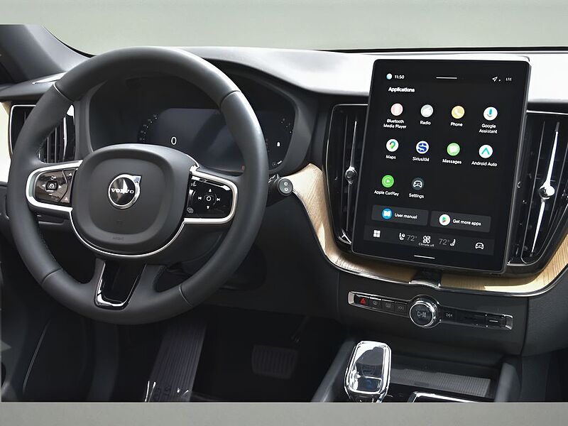 Volvo XC60 Core, B5 AWD Gas (mild hybrid), Gasoline, Dark