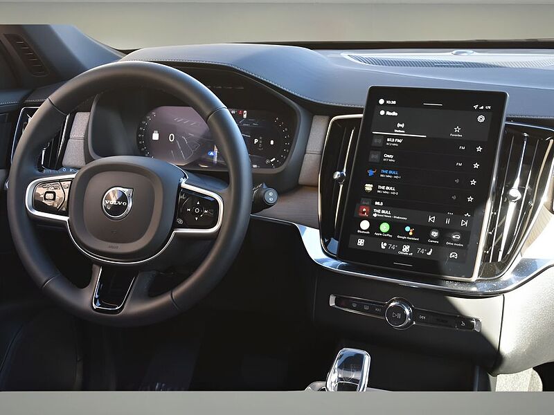 Volvo XC90 Plus, B5 AWD Gas (mild hybrid), Gasoline, Bright, 7 Seats