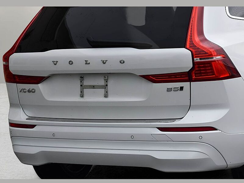 Volvo  XC60 Momentum, B5 AWD