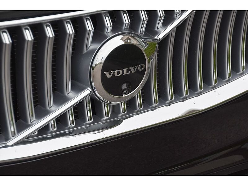 Volvo  XC90 Plus, B6 AWD Gas (mild hybrid), Gasoline, Bright, 7 Seats