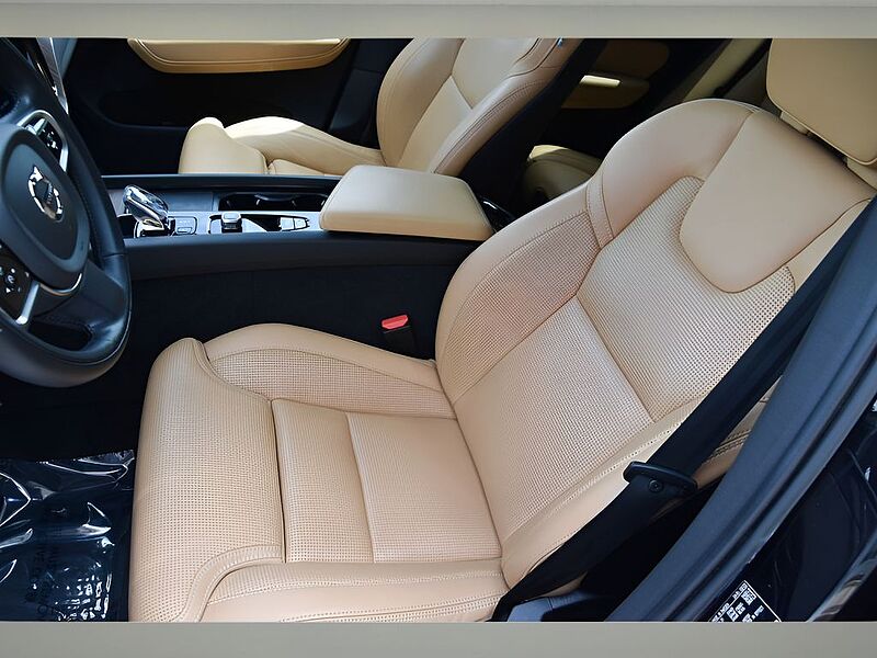 Volvo  XC60 Inscription, B5 AWD