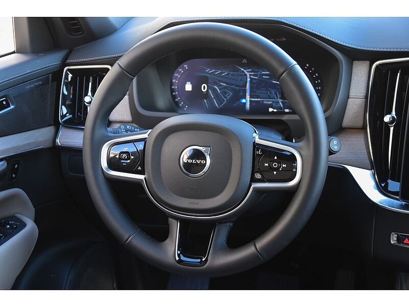 Volvo XC90 Plus, B5 AWD Gas (mild hybrid), Gasoline, Bright, 7 Seats