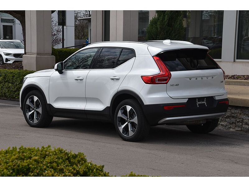 Volvo  XC40 Plus, B5 AWD, Mild Hybrid, Bright