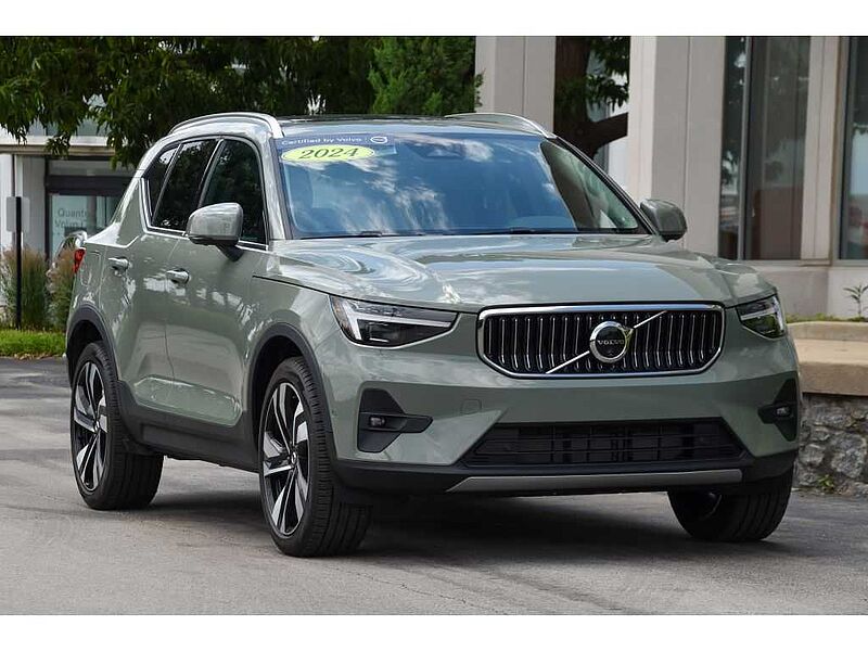 Volvo  XC40 Ultimate, B5 AWD Gas (mild hybrid), Gasoline, Bright